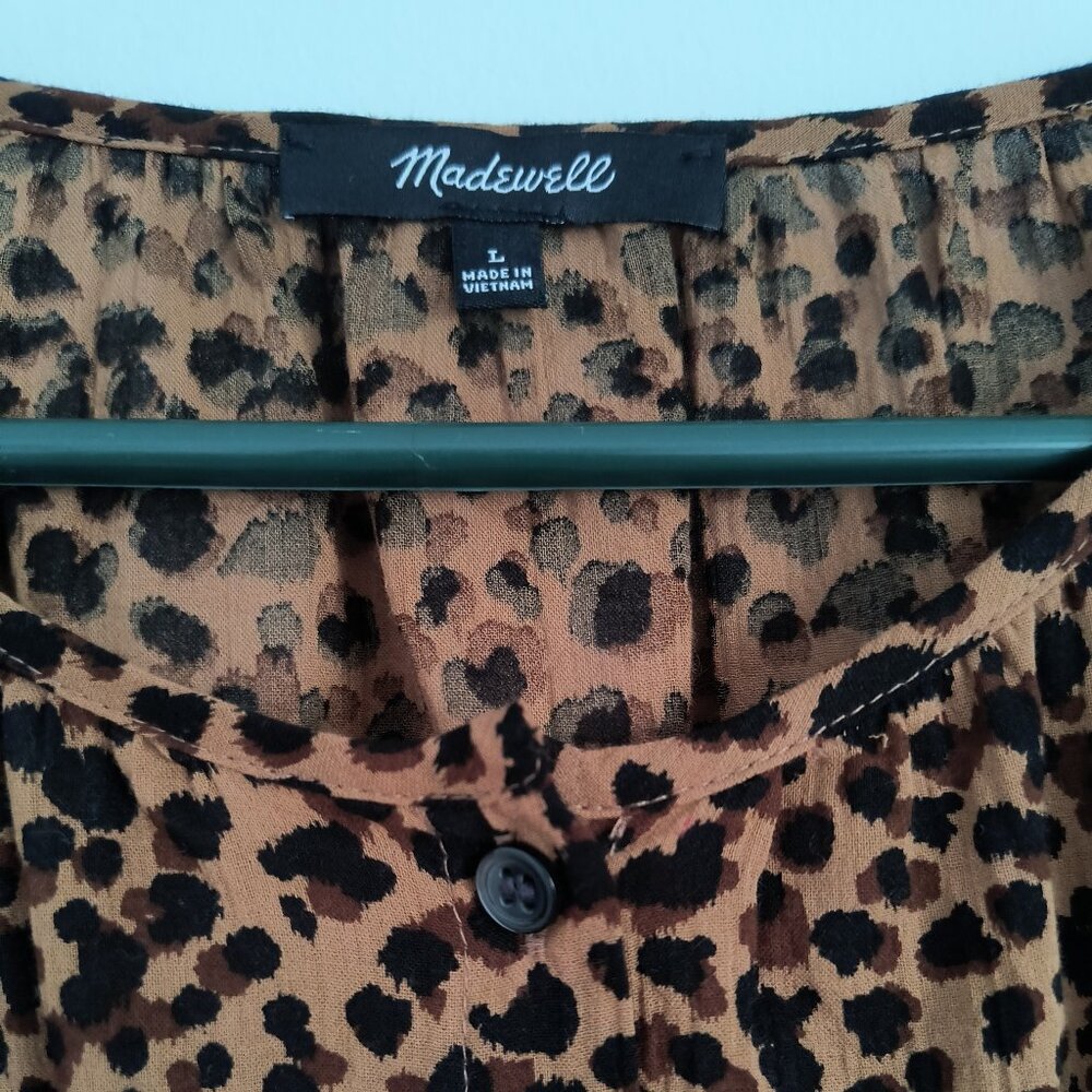 EUC Madewell Balloon-Sleeve Button-Up Top in Painted Leopard- Large - Picture 9 of 12
